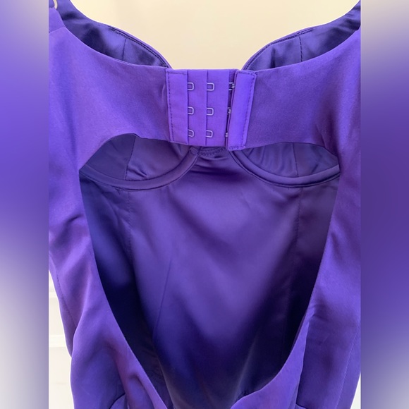Guess by Marciano size 0 Taryn bodysuit - Picture 10 of 14